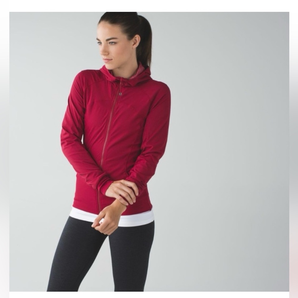😍Lululemon In Flux Jacket, Crabberry